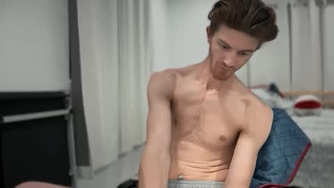 Stepbro online show from December 16, 2:05 am