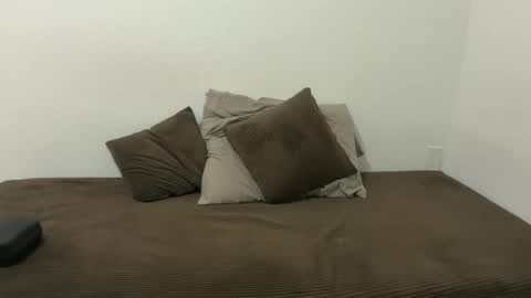 Stepbro online show from March 31, 2:17 pm