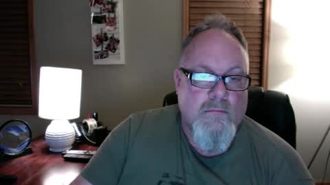 up2later online show from January 4, 7:34 am