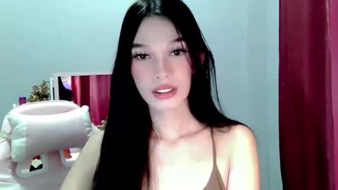 ur_asianbabexxx online show from March 30, 10:27 am