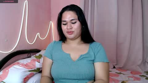 SINGLE online show from March 27, 2:17 pm