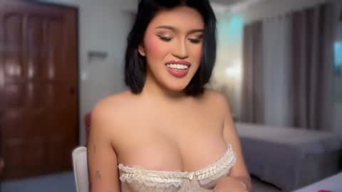 Snapshot of ur_bombshellpatty chatting on July 6, 6:32 pm ur_bombshellpatty online show from July 6, 6:32 pm