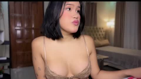 Snapshot of ur_bombshellpatty chatting on July 9, 5:06 pm ur_bombshellpatty online show from July 9, 5:06 pm