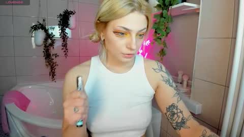 Cute Elf Girls online show from January 15, 12:15 am