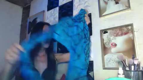 chrizzy online show from October 18, 9:32 am