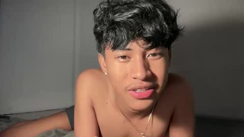 ur_fuckerbttm online show from September 9, 2:38 pm