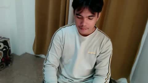 Snapshot of ur_jadelover chatting on May 27, 11:18 am JADE online show from May 27, 11:18 am
