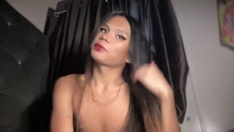 ur_new_obsession online show from May 4, 8:32 am