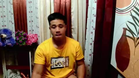 Snapshot of ur_pinoydave chatting on March 8, 9:29 pm Dave online show from March 8, 9:29 pm