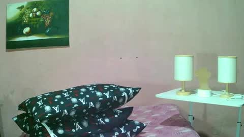 ur_sexybabe_ehra online show from December 26, 9:22 am