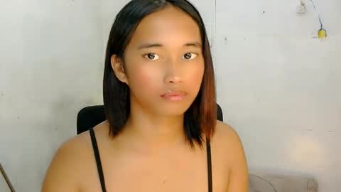 Ellie online show from April 10, 8:30 am