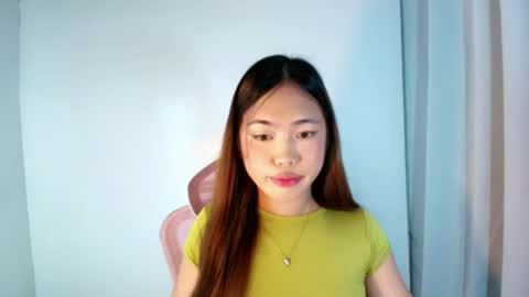 Snapshot of ur_sweet_ann chatting on June 14, 6:43 pm ur_sweet_ann online show from June 14, 6:43 pm