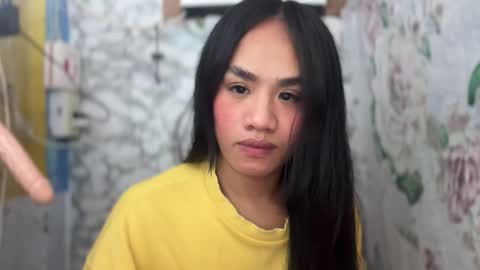 Snapshot of ur_sweet_atarah18 chatting on October 28, 7:27 pm Atarah online show from October 28, 7:27 pm