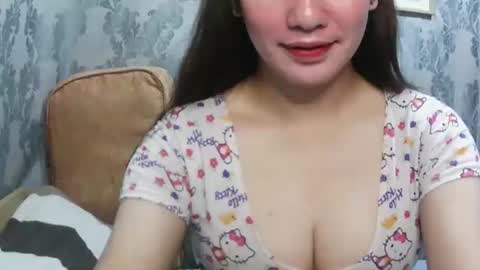 Snapshot of ur_yassy chatting on February 8, 11:30 pm ur_yassy online show from February 8, 11:30 pm