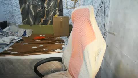 Snapshot of urasian_cherrymae chatting on June 6, 12:27 am im yyour princess cherry online show from June 6, 12:27 am