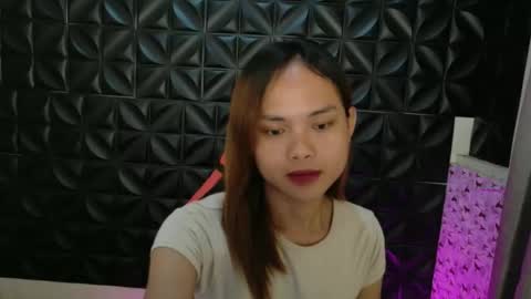 Snapshot of urasian_crisa chatting on April 22, 5:32 am urasian_crisa online show from April 22, 5:32 am