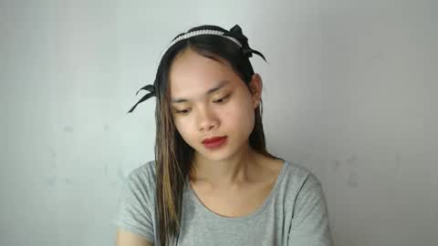 Snapshot of urasian_crisa chatting on May 4, 12:23 pm urasian_crisa online show from May 4, 12:23 pm