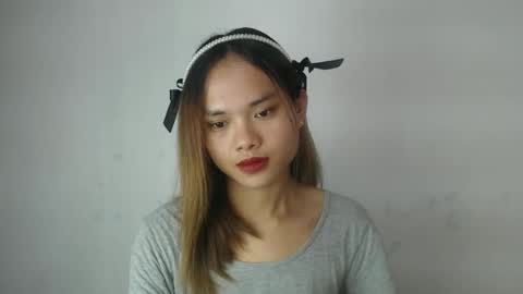 Snapshot of urasian_crisa chatting on May 5, 6:10 am urasian_crisa online show from May 5, 6:10 am