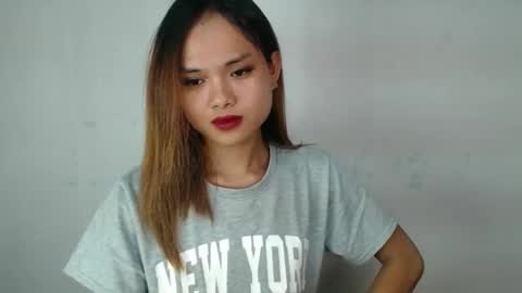 Snapshot of urasian_crisa chatting on May 25, 9:48 am urasian_crisa online show from May 25, 9:48 am