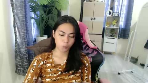 urasian_erica online show from January 18, 1:09 am