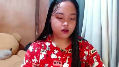 Snapshot of urasian_hotchix69 chatting on December 17, 10:54 am Lycah online show from December 17, 10:54 am