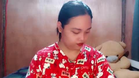 Snapshot of urasian_hotchix69 chatting on April 15, 2:51 am Lycah online show from April 15, 2:51 am