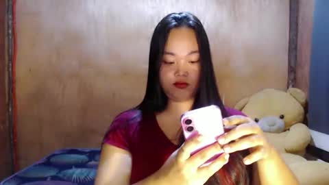 Snapshot of urasian_hotchix69 chatting on May 14, 12:39 am Lycah online show from May 14, 12:39 am