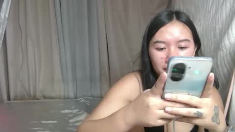 Snapshot of urasianrika chatting on May 11, 1:55 am urasianrika online show from May 11, 1:55 am