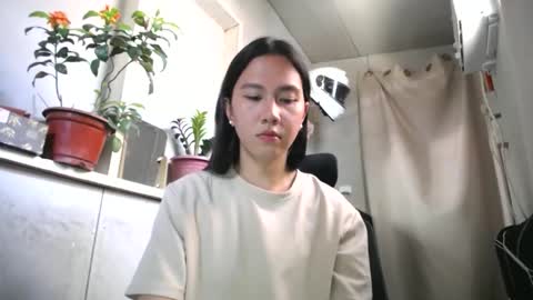 Snapshot of urasiantserika chatting on April 21, 2:37 am Erika online show from April 21, 2:37 am