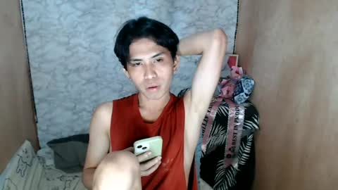 Snapshot of urasiantwinkx chatting on June 19, 10:08 am urasiantwinkx online show from June 19, 10:08 am