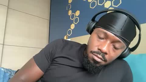 urbandick5 online show from April 8, 4:29 pm