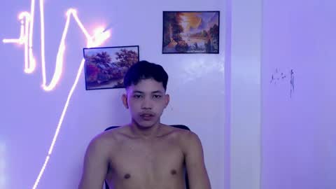 Snapshot of urbigcock_alvin chatting on June 29, 5:35 pm alvin let have some fun dont forget to follow online show from June 29, 5:35 pm