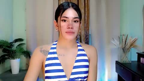 Snapshot of urbitch_haley69xx chatting on September 15, 8:58 am Haley Mhate online show from September 15, 8:58 am