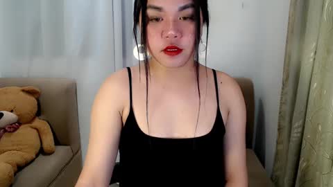 Snapshot of urbitchfantasexx_miles25 chatting on December 24, 1:17 pm Miles online show from December 24, 1:17 pm