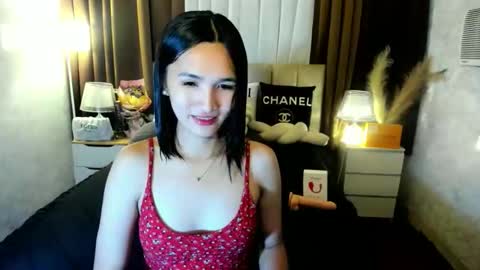 Snapshot of urblossom_princess chatting on November 13, 6:07 pm urblossom_princess online show from November 13, 6:07 pm
