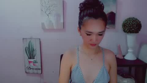 urblossom_princess online show from June 13, 8:01 am