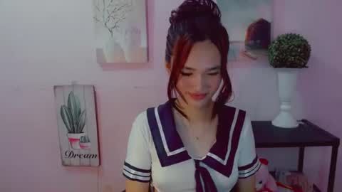 urblossom_princess online show from June 25, 6:23 pm