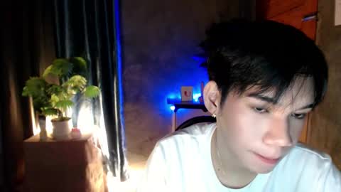 urboytoyheaven online show from May 7, 6:08 am