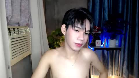urboytoyheaven online show from May 13, 5:05 am