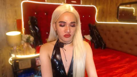 KENDALL online show from January 15, 6:29 pm