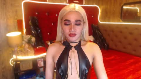 KENDALL online show from January 16, 11:58 am