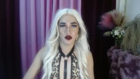 KENDALL online show from September 15, 8:42 pm