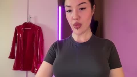 Margo online show from November 13, 7:18 am