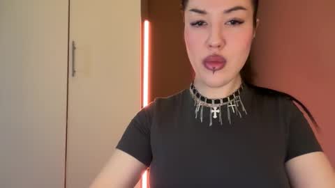 Margo online show from November 14, 8:13 am