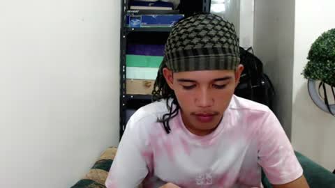 Snapshot of urdreamboy_clarin chatting on July 2, 12:55 pm urdreamboy_clarin online show from July 2, 12:55 pm