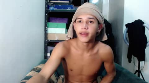 Snapshot of urdreamboy_clarin chatting on July 8, 12:31 pm urdreamboy_clarin online show from July 8, 12:31 pm