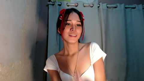 stephanie online show from June 26, 11:03 am