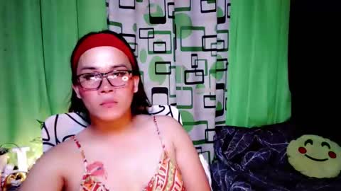 Snapshot of urdreamgirljacky chatting on September 19, 6:26 am urdreamgirljacky online show from September 19, 6:26 am
