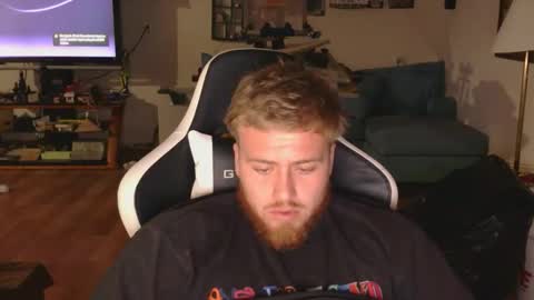 urfavkingusa online show from November 29, 7:44 am