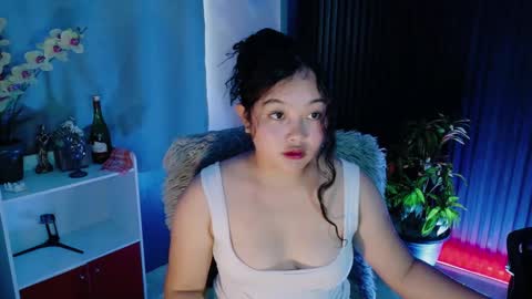 Scarlet online show from February 23, 3:15 am